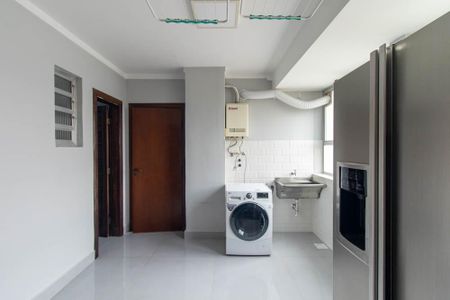 Apartamento para alugar com 397m², 5 quartos e 3 vagasÁrea de Serviço