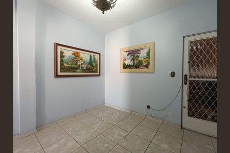 Apartamento para alugar com 130m², 2 quartos e sem vagaSala