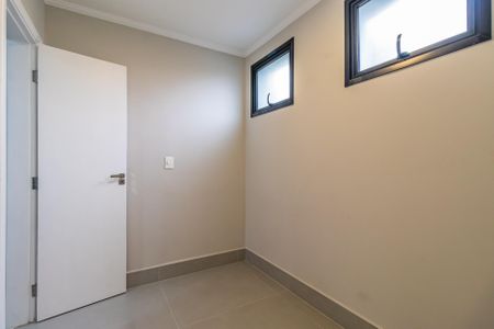 Casa de condomínio à venda com 257m², 4 quartos e 4 vagasQuarto de Serviço