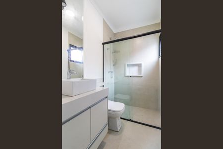 Casa de condomínio à venda com 257m², 4 quartos e 4 vagasBanheiro da Suíte 1