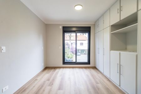 Casa de condomínio à venda com 257m², 4 quartos e 4 vagasSuíte 4