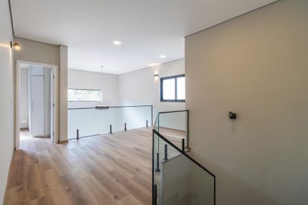 Casa de condomínio à venda com 257m², 4 quartos e 4 vagasSala 2