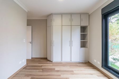 Casa de condomínio à venda com 257m², 4 quartos e 4 vagasSuíte 3