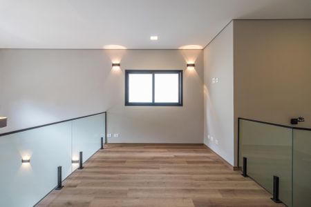 Casa de condomínio à venda com 257m², 4 quartos e 4 vagasSala 2