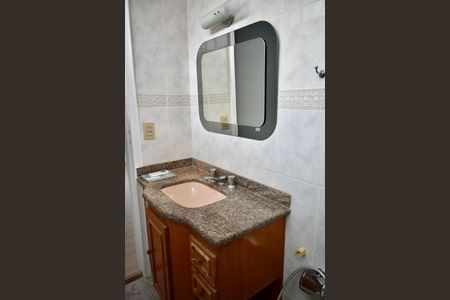 Casa à venda com 243m², 3 quartos e 3 vagas Casa à venda com 243m², 3 quartos e 3 vagasBanheiro da Suíte 2