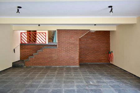 Casa à venda com 243m², 3 quartos e 3 vagas Casa à venda com 243m², 3 quartos e 3 vagasGaragem