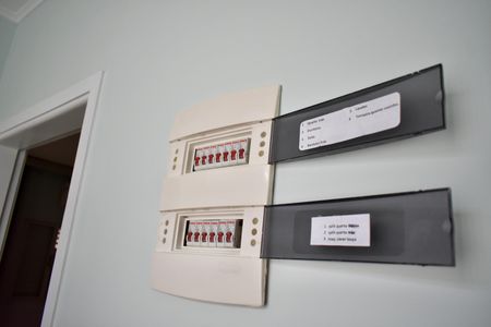 Casa à venda com 243m², 3 quartos e 3 vagas Casa à venda com 243m², 3 quartos e 3 vagasDetalhe