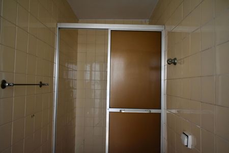 Casa à venda com 243m², 3 quartos e 3 vagas Casa à venda com 243m², 3 quartos e 3 vagasBanheiro de Serviço