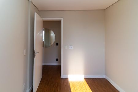 Apartamento à venda com 65m², 3 quartos e 1 vagaQuarto 2