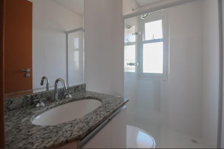 Apartamento à venda com 61m², 2 quartos e 2 vagasBanheiro Social