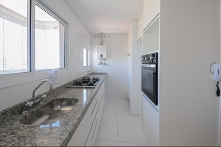 Apartamento à venda com 61m², 2 quartos e 2 vagasCozinha - Armários