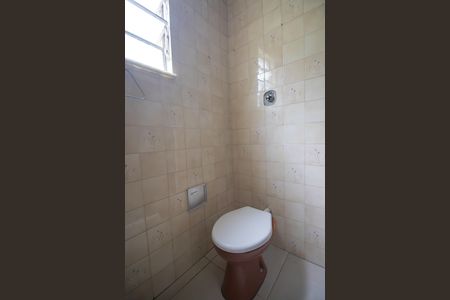 Casa para alugar com 70m², 3 quartos e 2 vagas Casa para alugar com 70m², 3 quartos e 2 vagasBanheiro