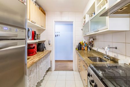 Apartamento à venda com 82m², 3 quartos e 2 vagas Apartamento à venda com 82m², 3 quartos e 2 vagasCozinha