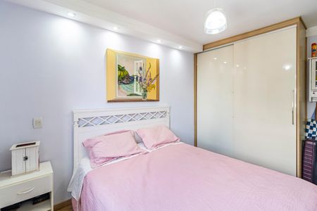 Apartamento à venda com 82m², 3 quartos e 2 vagas Apartamento à venda com 82m², 3 quartos e 2 vagasSuite
