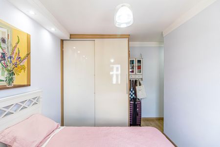 Apartamento à venda com 82m², 3 quartos e 2 vagas Apartamento à venda com 82m², 3 quartos e 2 vagasSuite