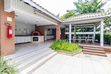 Apartamento à venda com 82m², 3 quartos e 2 vagas Apartamento à venda com 82m², 3 quartos e 2 vagasÁrea comum - Churrasqueira