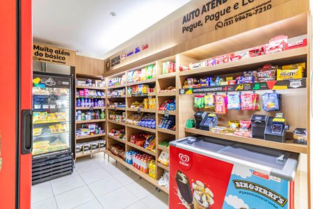 Apartamento à venda com 82m², 3 quartos e 2 vagas Apartamento à venda com 82m², 3 quartos e 2 vagasÁrea comum - Mercado