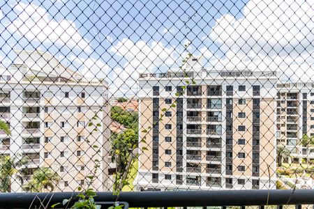 Apartamento à venda com 82m², 3 quartos e 2 vagas Apartamento à venda com 82m², 3 quartos e 2 vagasVaranda