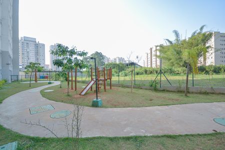 Apartamento para alugar com 42m², 2 quartos e sem vaga Apartamento para alugar com 42m², 2 quartos e sem vagaÁrea comum - Playground