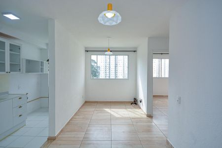 Apartamento para alugar com 42m², 2 quartos e sem vaga Apartamento para alugar com 42m², 2 quartos e sem vagaSala