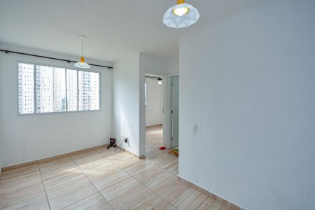 Apartamento para alugar com 42m², 2 quartos e sem vaga Apartamento para alugar com 42m², 2 quartos e sem vagaSala