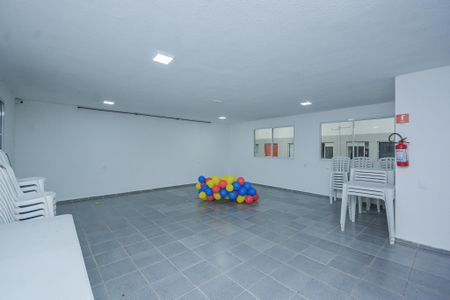Apartamento para alugar com 42m², 2 quartos e sem vaga Apartamento para alugar com 42m², 2 quartos e sem vagaÁrea comum - Salão de festas