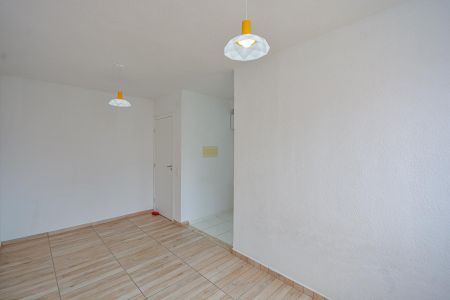 Apartamento para alugar com 42m², 2 quartos e sem vaga Apartamento para alugar com 42m², 2 quartos e sem vagaSala