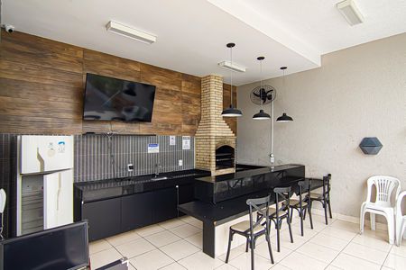 Apartamento à venda com 43m², 2 quartos e sem vagaÁrea comum