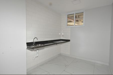 Apartamento para alugar com 28m², 1 quarto e sem vagaÁrea comum - Salão de festas