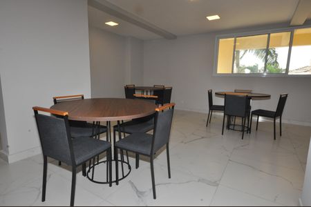Apartamento para alugar com 28m², 1 quarto e sem vagaÁrea comum - Salão de festas
