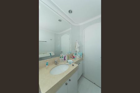 Apartamento à venda com 214m², 4 quartos e 3 vagasBanheiro Social