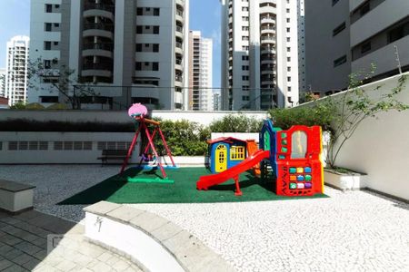 Apartamento à venda com 214m², 4 quartos e 3 vagasPlayground