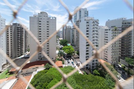 Apartamento à venda com 214m², 4 quartos e 3 vagasVaranda - Vista