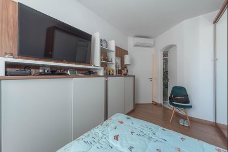 Apartamento à venda com 214m², 4 quartos e 3 vagasSuíte 1