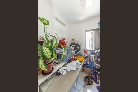 Apartamento à venda com 214m², 4 quartos e 3 vagasÁrea de Serviço - Despensa