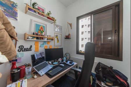 Apartamento à venda com 214m², 4 quartos e 3 vagasÁrea de Serviço - Quarto de Serviço