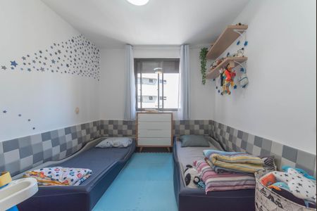 Apartamento à venda com 214m², 4 quartos e 3 vagasQuarto 1