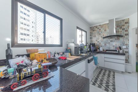 Apartamento à venda com 214m², 4 quartos e 3 vagasCozinha