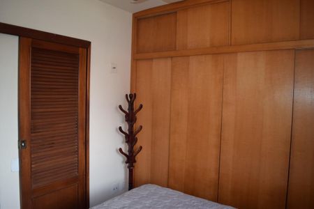 Apartamento para alugar com 103m², 3 quartos e 2 vagas Apartamento para alugar com 103m², 3 quartos e 2 vagasSuíte
