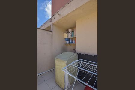 Apartamento à venda com 81m², 2 quartos e 1 vagaÁrea de Serviço