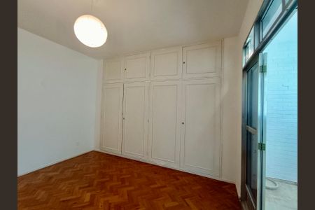 Apartamento à venda com 228m², 4 quartos e 1 vagaCômodo 1