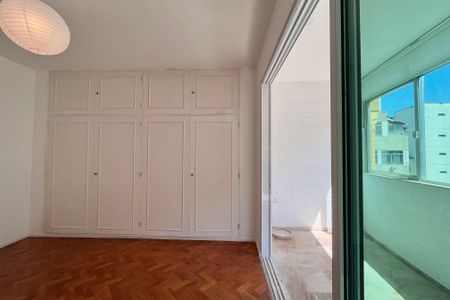Apartamento à venda com 228m², 3 quartos e 1 vagaQuarto