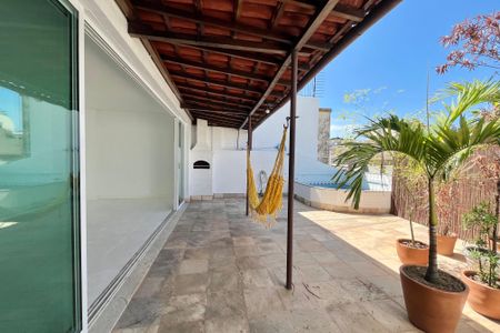 Apartamento à venda com 228m², 3 quartos e 1 vagaVaranda da Sala