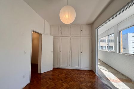 Apartamento à venda com 228m², 3 quartos e 1 vagaQuarto 2