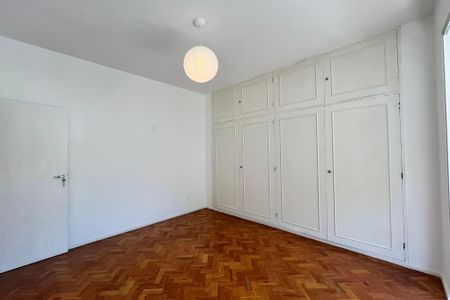 Apartamento à venda com 228m², 3 quartos e 1 vagaQuarto 2