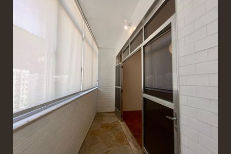 Apartamento à venda com 228m², 4 quartos e 1 vagaVaranda