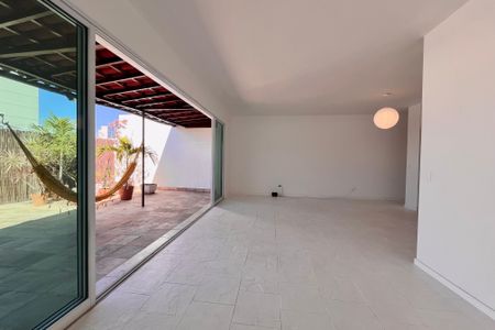 Apartamento à venda com 228m², 3 quartos e 1 vagaVaranda da Sala