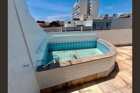 Apartamento à venda com 228m², 4 quartos e 1 vagaCobertura