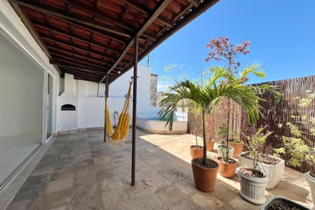 Apartamento à venda com 228m², 3 quartos e 1 vagaVaranda da Sala