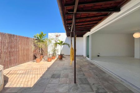 Apartamento à venda com 228m², 3 quartos e 1 vagaVaranda da Sala